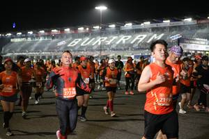 BIB: 25986, 27238, 2199
                            <button type="button" onclick="openModal(10896592)" class="btn btn-primary btn-sm float-right btn-popup" data-toggle="modal" data-target=".modal-high-quality">
                        <i class="fas fa-shopping-cart"></i> Add to Cart
                    </button>
                                            <button type="button" onclick="isThisMe(10896592, true)" class="btn btn-success btn-sm float-right btn-popup btn-isme hidden" data-toggle="tooltip" data-placement="bottom" title="นี่คือรูปของคุณใช่ไหม คลิกที่นี่เพื่อเอาเข้าอัลบั้ม">
                        <i class="fas fa-plus"></i> Add to album
                    </button>
                    <button type="button" onclick="isThisMe(10896592, false)" class="btn btn-warning btn-sm float-right btn-popup btn-isnotme hidden">
                        <i class="fas fa-ban"></i> Remove from album
                    </button>